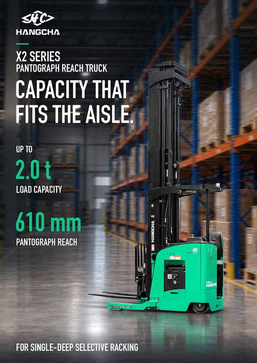 Hangcha X2 Series reach truck working a selective rack